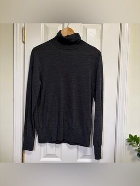 JCrew Gray merino wool blend turtle neck sweater XL